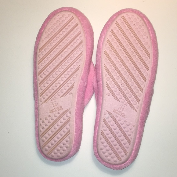 Macy’s Flip-Flop Slippers NWOT - Picture 6 of 8